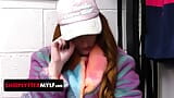 Gorda ruiva milf com grandes seios naturais Alex Harper engole enorme gozada do oficial - Shoplyfter Mylf snapshot 7