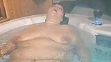 Wildenglishbbw 大黑鸡巴 - 在热水浴缸里用手指操我的阴户 snapshot 2