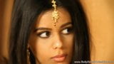 Księżniczka Bollywood ma drażniący wygląd snapshot 11