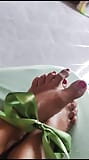 fötter masserar het brunett milf fetisch snapshot 1