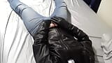 Motard en cuir gay, edging, sperme snapshot 13