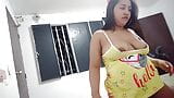 Morena de 18 años con grandes tetas caídas de Nueva York, Estados Unidos, follando la gran polla de su hermanastro snapshot 14