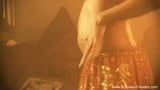 Bollywood Desi babe maakt ons blij snapshot 2