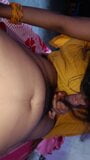 Heißes indisches 20-jähriges Mädchen lutschte den Schwanz ihres Freundes snapshot 8