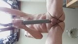 Exhibitionistische stofzuiger machinefuck bondage cumshot seks snapshot 8