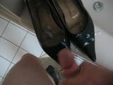 Cum en tacones puntiagudos snapshot 9