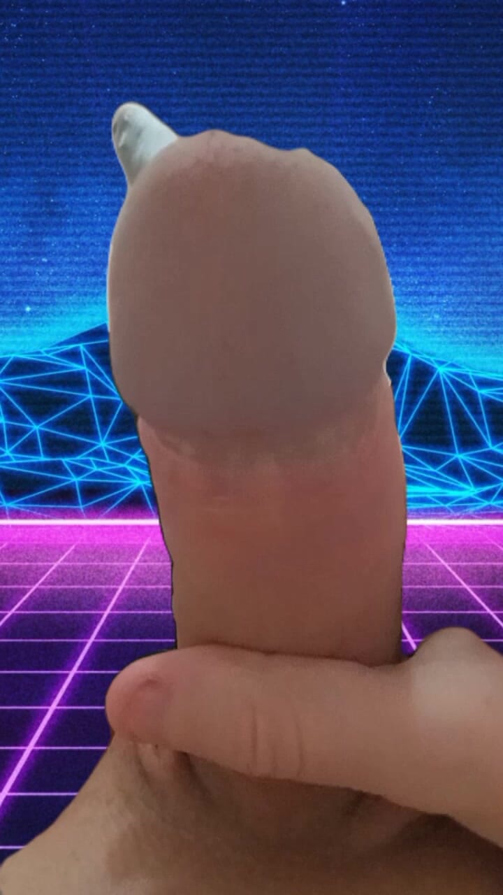 UNE GROSSE BITE ÉJACULE SUR LA BITE D’UN JOCKER - TRANS SEXY snapshot 2