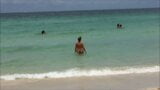 Mierda esposa en playa snapshot 9