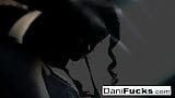 Удивительные сиськи и мокрая киска Dani Daniels snapshot 5