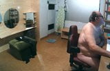 Papi montre sur webcam snapshot 18