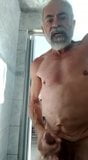 Brazilian grandpa cumming in bath snapshot 8