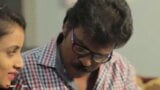Tamilská učitelka a studentka sexuální výchovy část 1 snapshot 4
