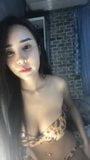 bikinili çinli sürtük selfie yapıyor snapshot 10