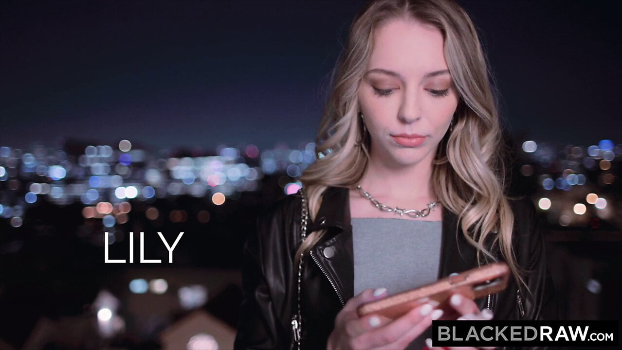 Blackedraw – a tökéletes szőke liliom felfal 2 vastag bbc-t
