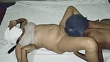 Sexe bhabhi indien sexy et jeune, une femme au foyer indienne baise par son beau-fils snapshot 2