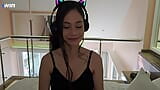 Une superbe salope blanche aux oreilles de chat se fait baiser par le mari de son amie snapshot 6