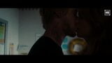 Kristen Wiig - сцены горячего поцелуя, 4K snapshot 5