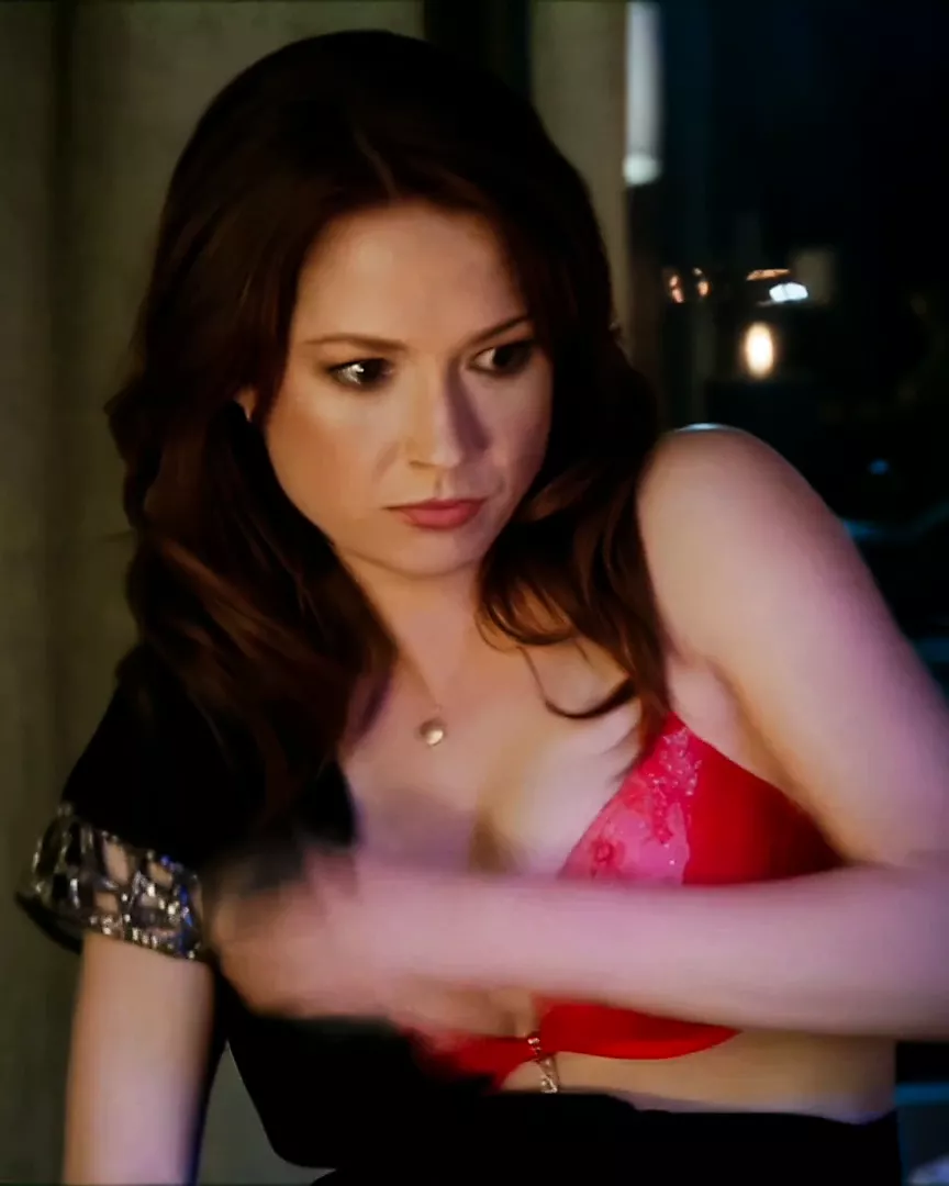 Ellie Kemper in Bra: Babe Babe Porn | xHamster