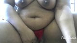 Indische Desi-Mutter Masturbation snapshot 5