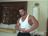 Bodybuilder Gay Jerk Off snapshot 4