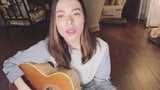 Miranda Cosgrove singt snapshot 3