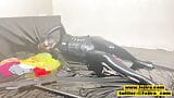 Fejira com meerdere zentai -hoofddeksels voor bondage -orgasmes snapshot 9