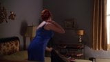 Christina hendricks - ''orang gila'' s2e06 snapshot 5