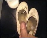 Cumming to a dirty ballet shoe snapshot 3