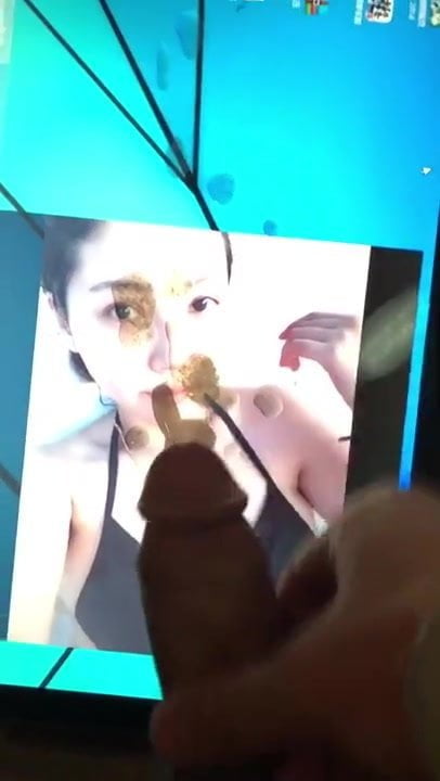 My friend cum on Candice face