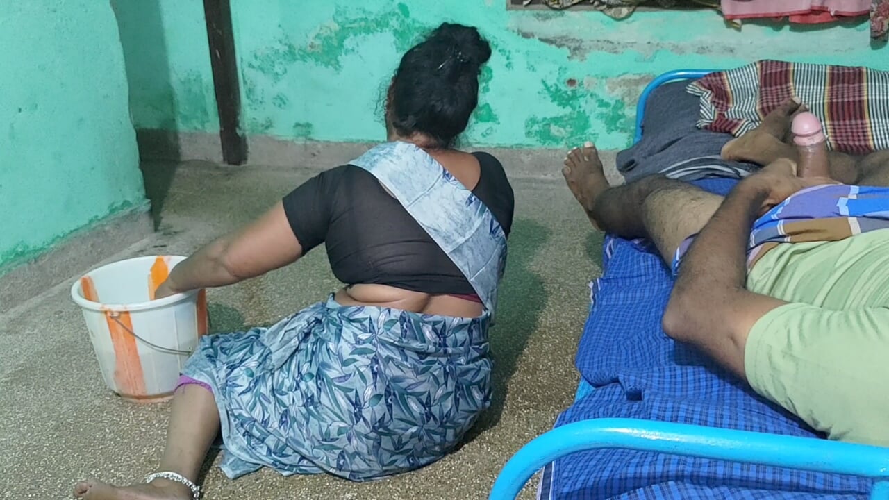 Aku ngentot hot sama pembantuku di rumah dan telan spermaku ke dalam memeknya