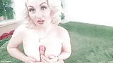 Женское доминирование в видео от первого лица: игра с куколдом. фетишное сексуальное женское доминирование, видео - грязно говорящая домина Arya Grander snapshot 13