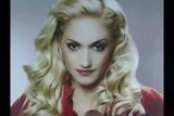 Gwen Stefani snapshot 1