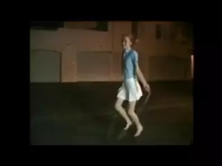 Verstoppertje spelen met een oudere man snapshot 7