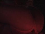 Zwarte paaldanseres stript aan haar string snapshot 12