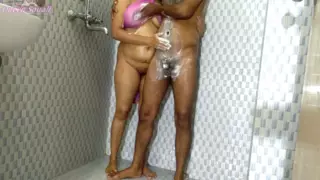 Soteli Maa Ko Bathroom Me Nahate Time Jabardasti Choda: Big Tits ...