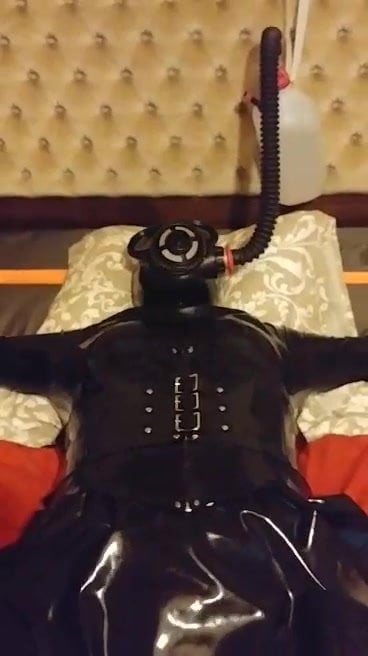 Free watch & Download Rubber Milf in gas mask, breath play session