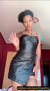 18 -godišnja kučka je procurila gola | xHamster