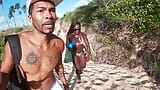 Un couple noir sort pour une aventure sexuelle sur une plage naturiste snapshot 13