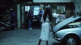 Bruna viene mozzata al garage snapshot 8