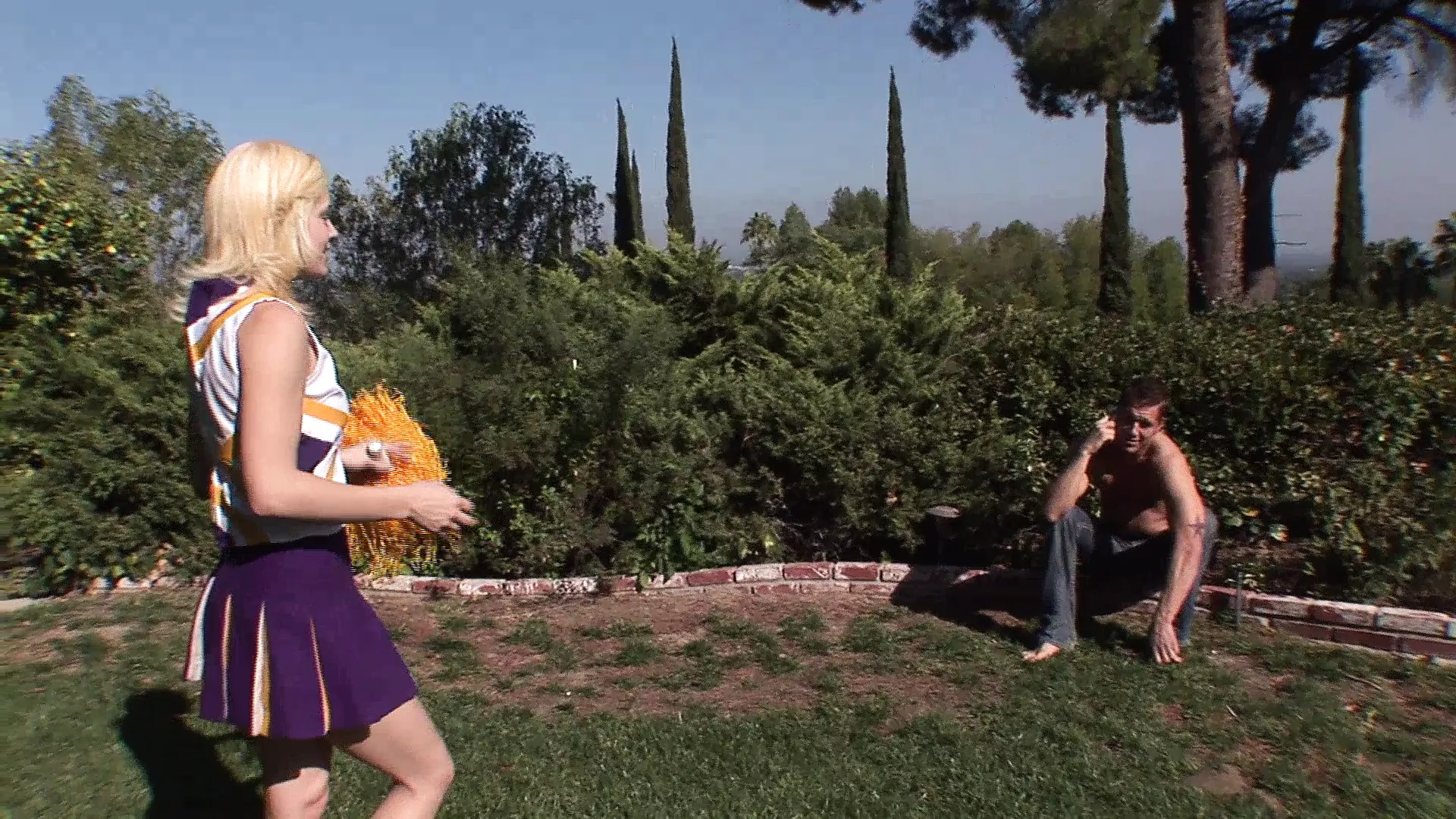 Cheerleader Blond grosse titten fickt und zeigt Stiefpapa was sie gelernt hat 