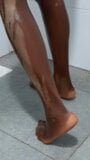 Mandi di pantyhose dengan kaki nilon ebony snapshot 7