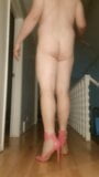 Talons roses, gode rose, itty-bitty sissy clitty snapshot 2