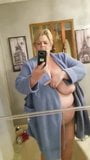 Attractive Aunty Shows Her Big Body snapshot 1