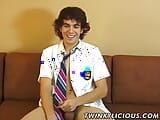 Amateur Logan Miles skipped school so he could jerk off solo snapshot 5