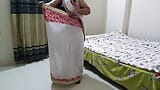 Punjabi Sexy MILF bade gand vale chache kamuk ho jate hai aur phir padose ladake ke sath Chudai karate hai snapshot 2