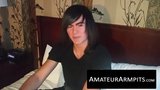 Pequeño y lindo twink masturba su polla nunca afeitada snapshot 3