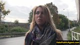 Abgeholte Amateur-Schönheit im Auto geritten snapshot 2