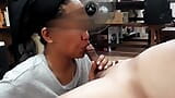 Cette Philippine excitée adore sucer des bites jusqu’à l’orgasme snapshot 12