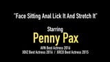 Hete gemberstruik Penny Pax neemt een gelukkige pik in haar kontgaatje snapshot 1