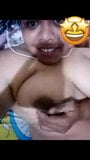 Masturbare cu fată din West Papua pe camera video de chat snapshot 4